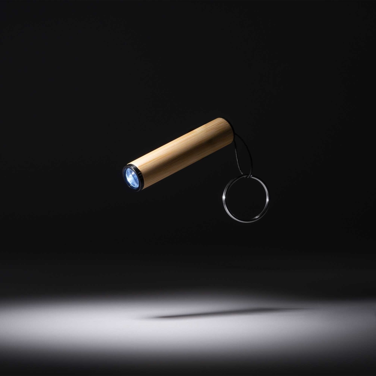 Llavero Linterna de Bambú Stamina Vesel | Toleshop