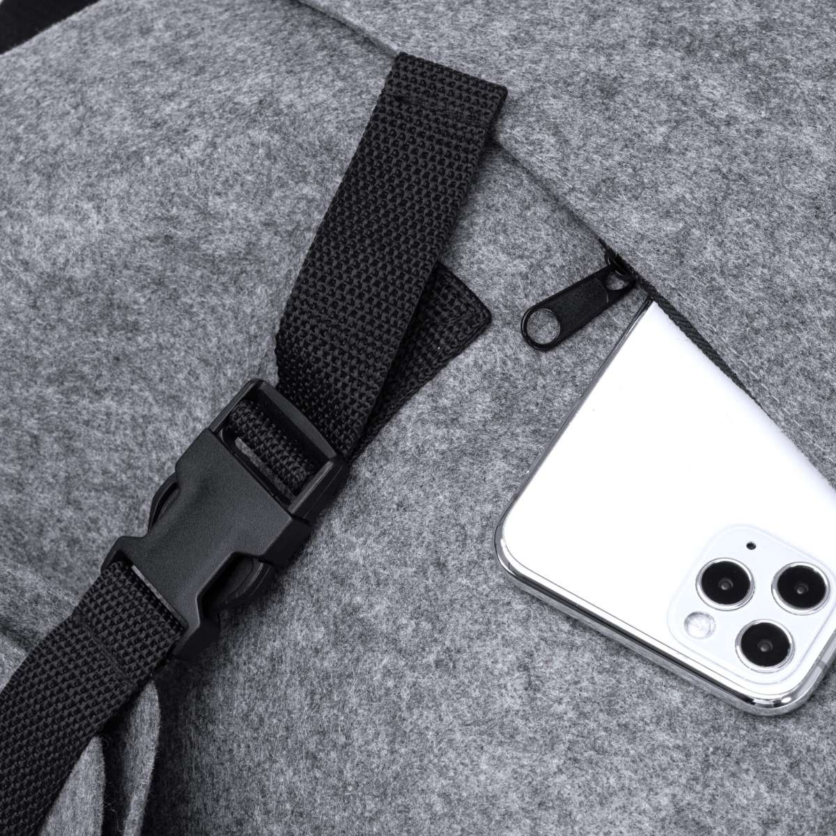 Mochila De Fieltro Stamina Taipei